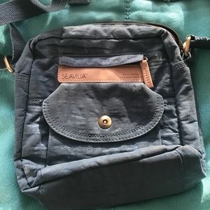 Seavilia cross body purse Blue